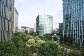 Image for Headquarters, investigación y manufactura